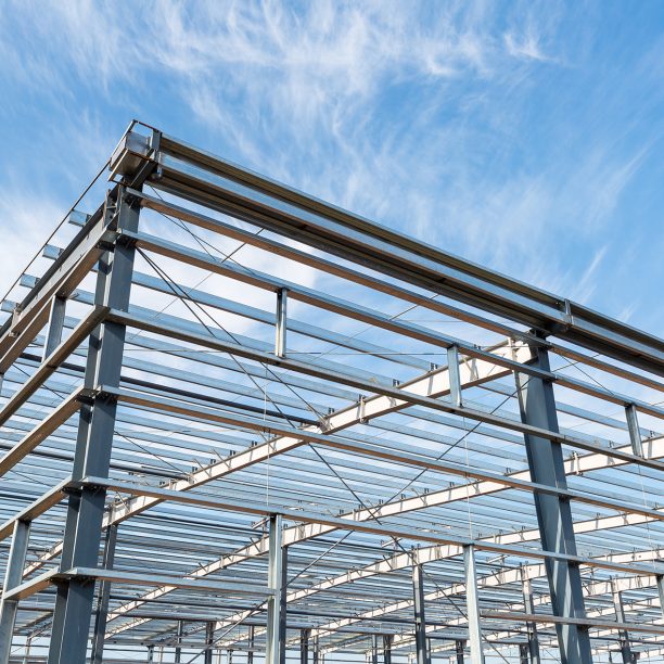 steel structure workshop is under construction